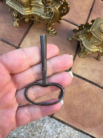 Старинные каминные часы. Европа. Конец 19 века