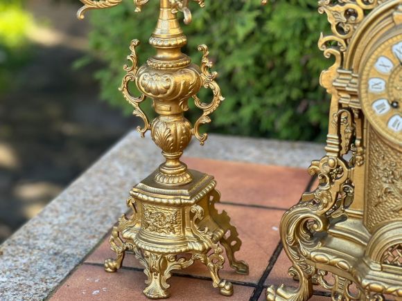 Старинные каминные часы. Европа. Конец 19 века