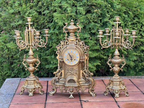 Старинные каминные часы. Европа. Конец 19 века