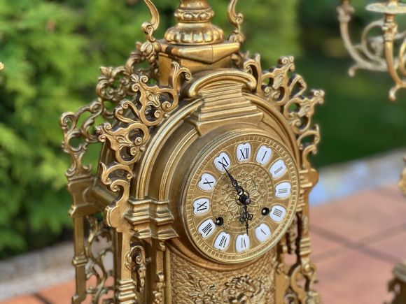 Старинные каминные часы. Европа. Конец 19 века