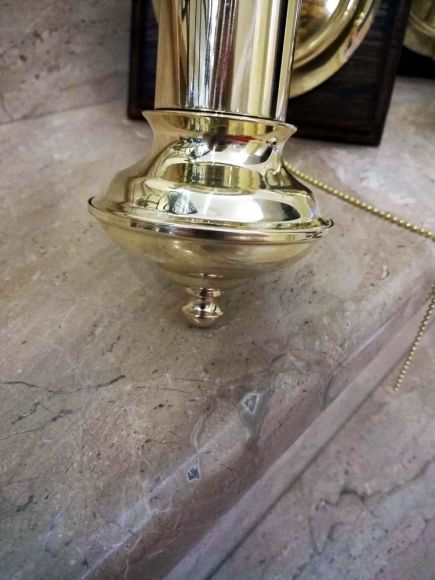 Пара старинных бра. Бывшие керосиновые настенные лампы