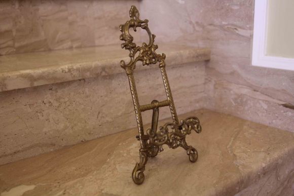 Старинная подставка из бронзы мольберт. Европа. Начало 20 века