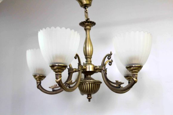 Винтажная красивая люстра в стиле Ампир
