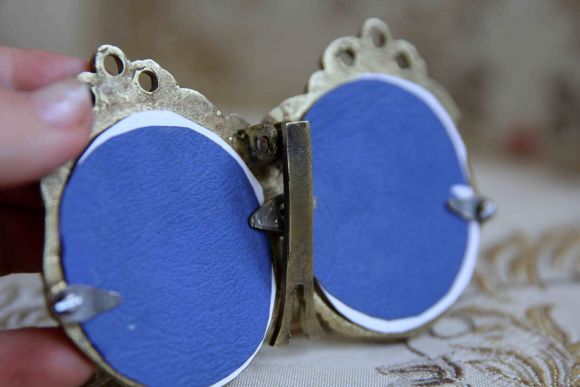 Миленькая двойная латунная рамочка "Первая любовь"