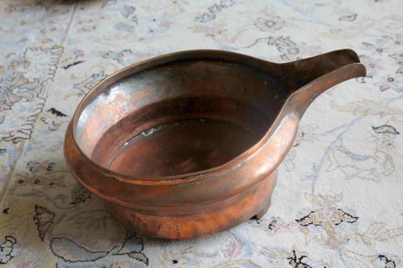 Медная старинная ендова в патине