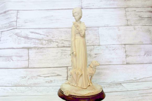 Винтажная статуэтка дама с собачкой. Европа. Начало 20 века