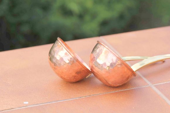 Очаровательные винтажные тарелочки из меди.