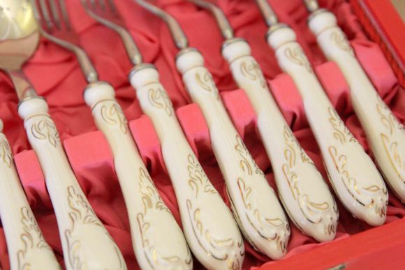 Винтажный подарочный набор столовых приборов „GERLACH” Европа. 20в.