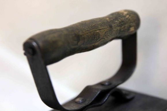 Угольный утюг советской эпохи. Россия Начало 20 века