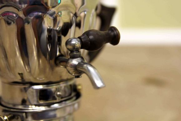 Редкий маленький самовар на горелке. Великолепное состояние