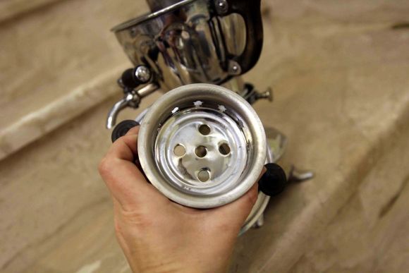 Редкий маленький самовар на горелке. Великолепное состояние