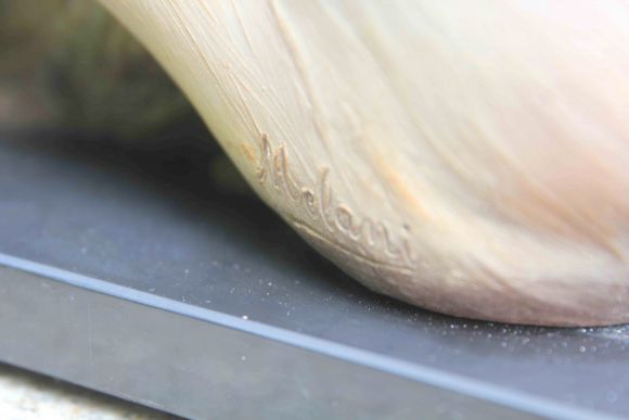 Антикварная обворожительная скульптура женщины с собакой. Франция. 20-30е годы прошлого века.