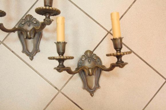 Великолепное антикварное бра из бронзы