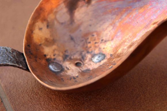 Антикварный медный совок с деревянной ручкой. Ручная работа