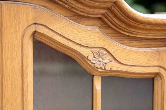 Винтажная витрина из натурального дерева. Бельгия. начало 20 века