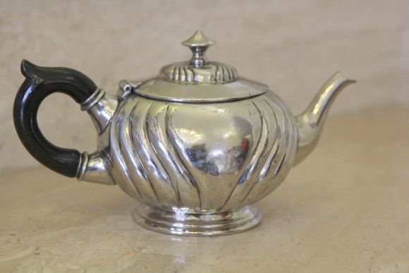 Милый винтажный чайник. Европа. ХХ вв.