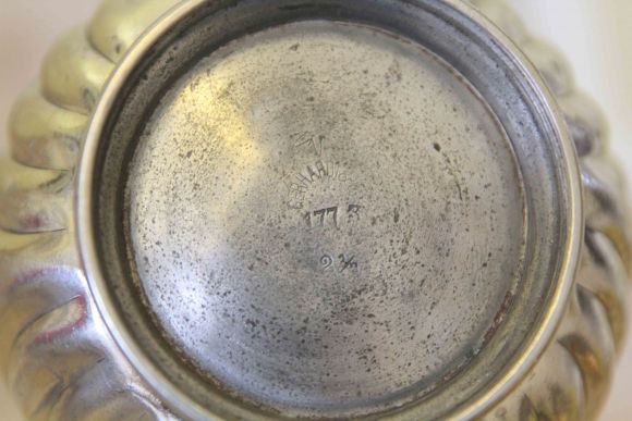 Милый винтажный чайник. Европа. ХХ вв.