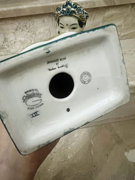 Бюсты аванской пары. Европа. Начало 20 века