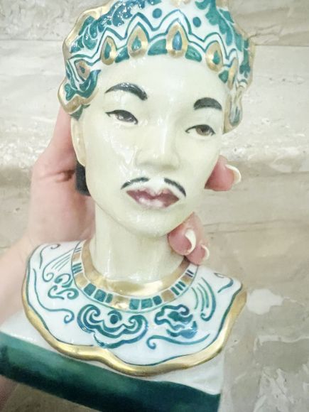 Бюсты аванской пары. Европа. Начало 20 века