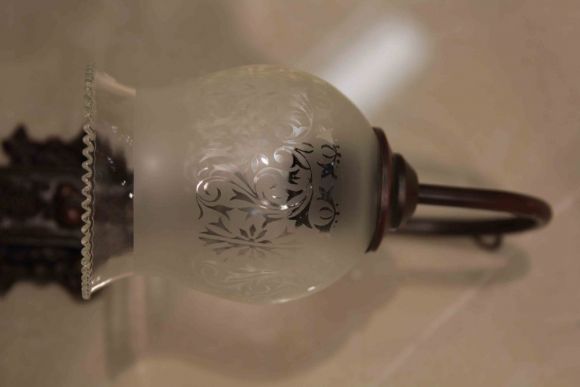 Винтажная  настенная бра с путти