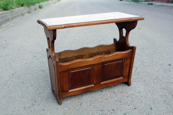 Газетница из массива дуба КЛАССИКА