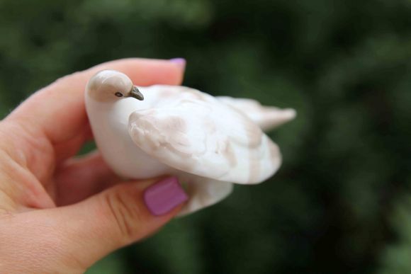 Пара фарфоровых голубей ЛФЗ