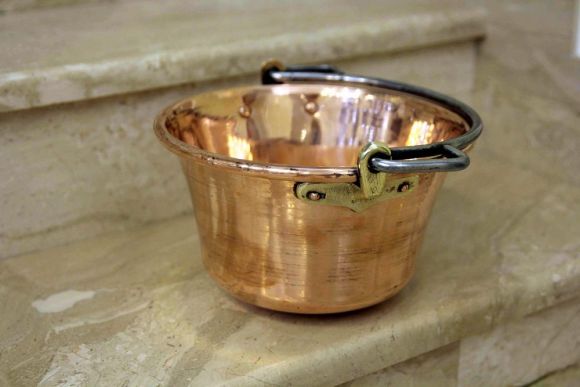 Большой старинный медный котелок. Европа. Начало 20 века