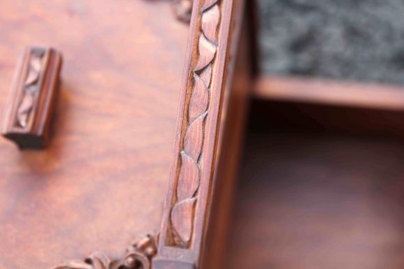 Интересный старинный переносной ящик для творчества. Европа. Конец 19 века