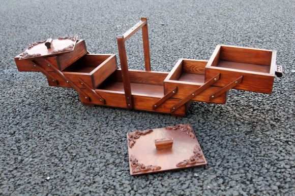 Интересный старинный переносной ящик для творчества. Европа. Конец 19 века