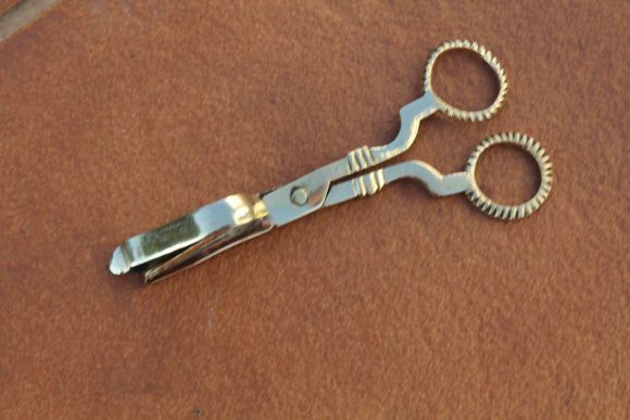 Полированный винтажный гаситель для огня