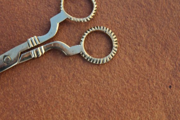 Полированный винтажный гаситель для огня