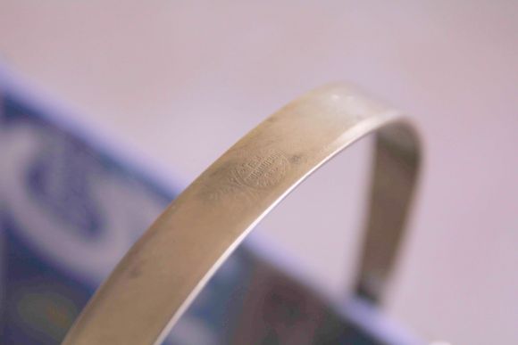 Ажурная бронзовая газетница 