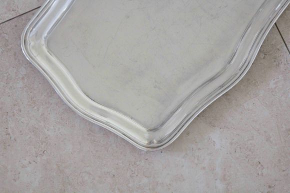 Старинный тяжелый поднос в серебре