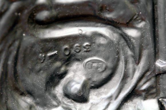 Красота! Старинная чугунная угольница. Европа. Конец 19 века