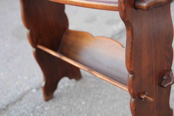 Дубовая газетница из Европы