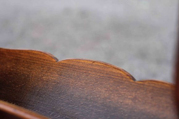 Дубовая газетница из Европы