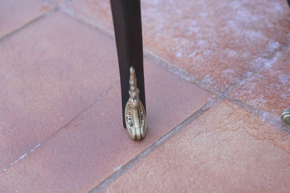 Очень красивый, винтажный набор "столик-матрешка" с инкрустацией.