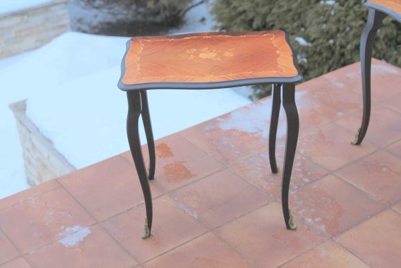 Очень красивый, винтажный набор "столик-матрешка" с инкрустацией.