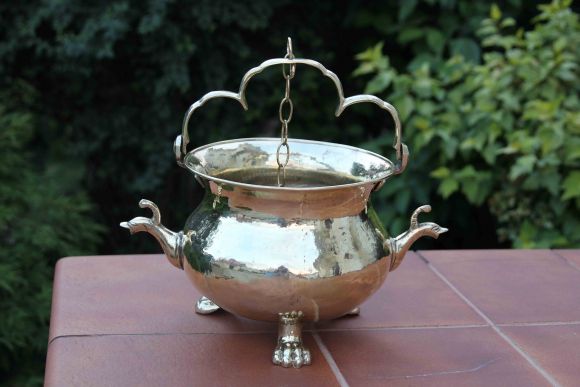 Необычный огромный рукомойник - двуносик из латуни
