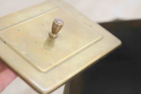 Роскошная шкатулка украшенная гроздьями винограда