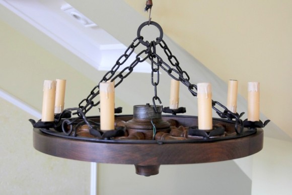 Винтажная круглая люстра. Европа. Массив дерева. Реставрация