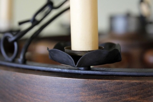 Винтажная круглая люстра. Европа. Массив дерева. Реставрация