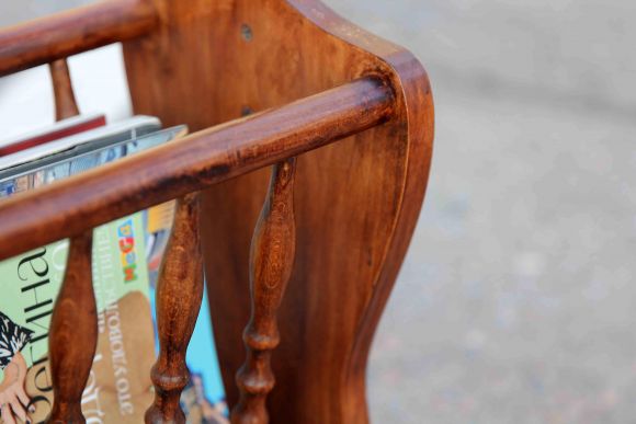 Старинная деревянная гадетница со столешницей