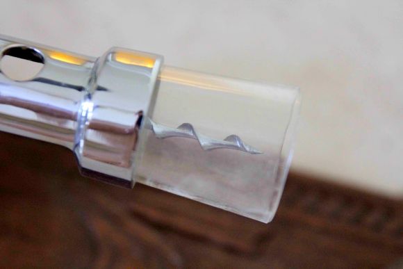 Старинный настенный штопор на резной дубовой основе