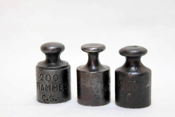 Старинные цилиндрические гири . Европа. Начало 20 века