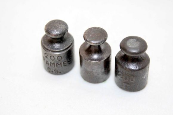 Старинные цилиндрические гири . Европа. Начало 20 века