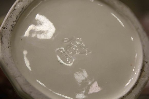 Огромный фарфоровый орел - сила и грация