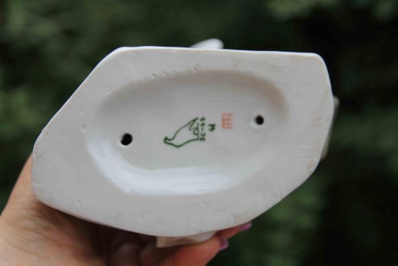 Фарфоровая статуэтка гуси-лебеди. Дулево