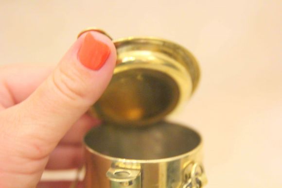 Винтажный латунный бидончик с замком и ключом.