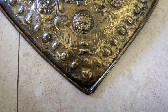 Невероятное панно РЫЦАРСКИЙ ЩИТ. Ручная работа